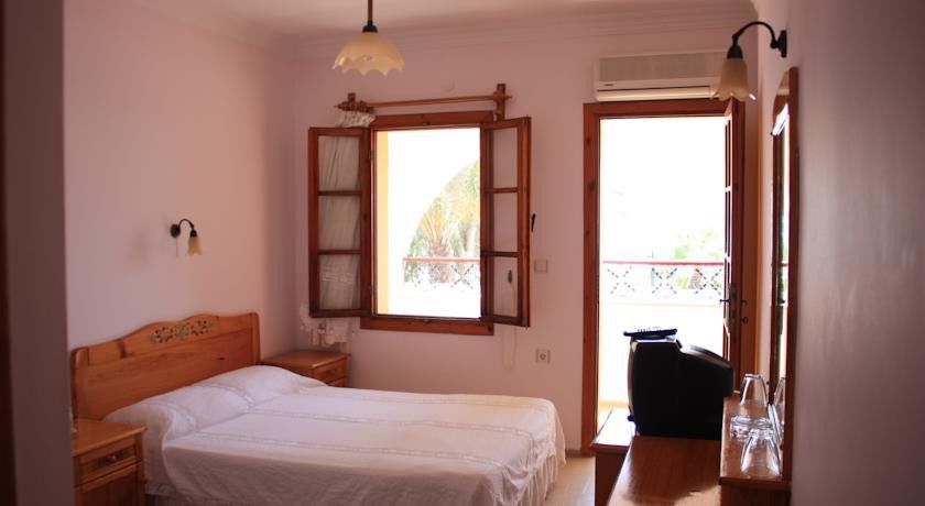 Toloman Hotel Bitez Beach Eksteriør bilde